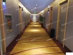 出租高新齐鲁软件园临街门面